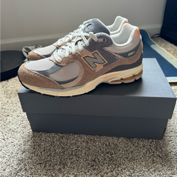 New Balance Other - New Balance 2002R
